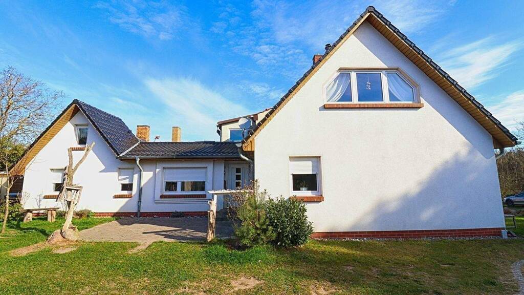 Doppelhaushälfte zum Kauf 180.000 € 4 Zimmer 96,9 m² 798 m² Grundstück Brandshagen Sundhagen 18519