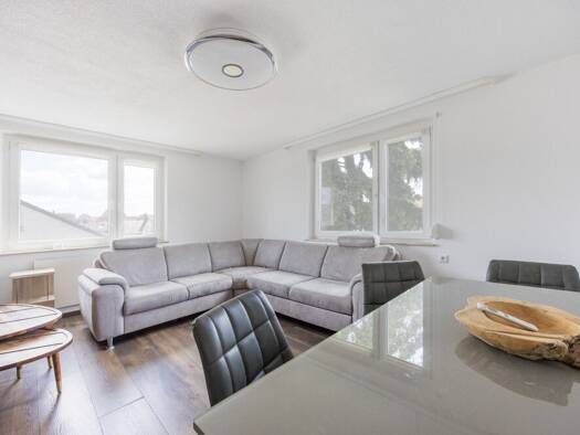 Wohnung zur Miete 1.150 € 3 Zimmer 70 m² frei ab 01.12.2026 Kirchheim am Neckar 74366