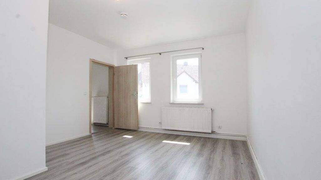 Wohnung zum Kauf 150.000 € 3 Zimmer 88 m² 1. Geschoss Neindorf Wolfsburg 38446