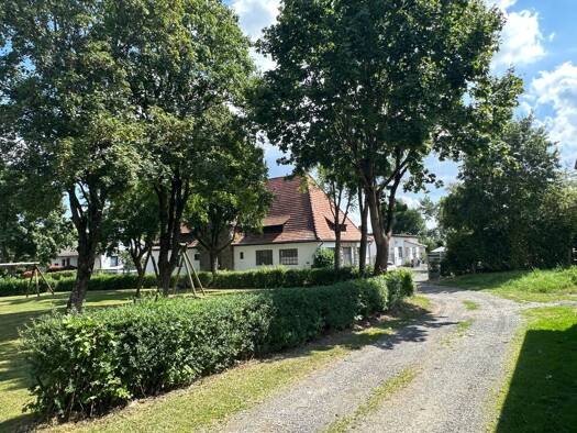 Einfamilienhaus zum Kauf 265.000 € 4 Zimmer 100 m² 2.800 m² Grundstück frei ab sofort Altefeld Herleshausen 37293