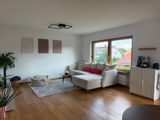 Wohnung zur Miete 810 € 3 Zimmer 103 m² Geschoss 1/2 frei ab 01.10.2026 Hirschau 92242