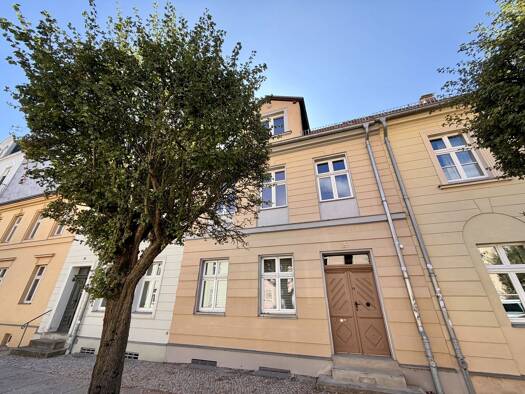 Stadthaus zur Miete 2.650 € 4 Zimmer 166,5 m² 184 m² Grundstück Neuruppin Neuruppin 16816