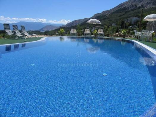 Haus zum Kauf 920.000 € 15 Zimmer 445 m² 1.300 m² Grundstück Baška