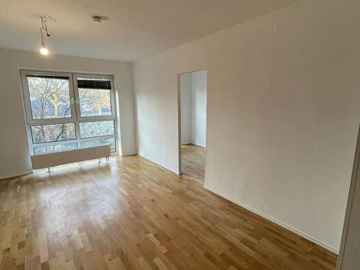 Wohnung zur Miete 690 € 1,5 Zimmer 38 m² Geschoss 1/6 frei ab sofort Lohbrügge Hamburg 21031