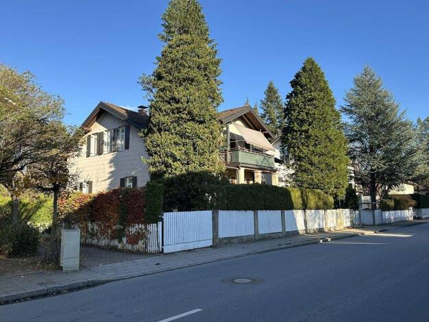Mehrfamilienhaus zum Kauf provisionsfrei 1.435.000 € 12 Zimmer 280 m² 731 m² Grundstück Planegg 82152