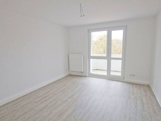 Wohnung zur Miete 421 € 3 Zimmer 58,4 m² 3. Geschoss Warschauer Straße 15 Südstadt Halle (Saale) 06130