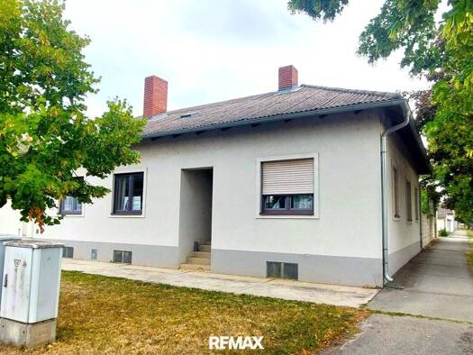 Einfamilienhaus zum Kauf 199.000 € 96,1 m² 548 m² Grundstück Halbturn 7131