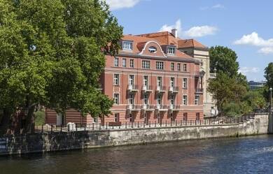 Wohnung zur Miete 5.098 € 3 Zimmer 176 m² 2. Geschoss Monbijoustraße 1 Mitte Berlin 10117