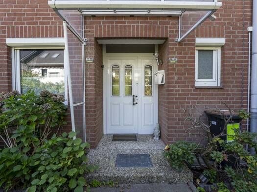 Reihenmittelhaus zum Kauf 349.000 € 4 Zimmer 102,6 m² 152,4 m² Grundstück frei ab sofort Halstenbek 25469