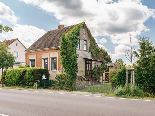 Einfamilienhaus zum Kauf 149.000 € 6 Zimmer 112 m² 1.091 m² Grundstück Rathenow 14712