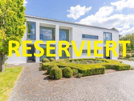 Einfamilienhaus zum Kauf 1.250.000 € 7 Zimmer 362 m² 4.700 m² Grundstück Hünhan Burghaun 36151