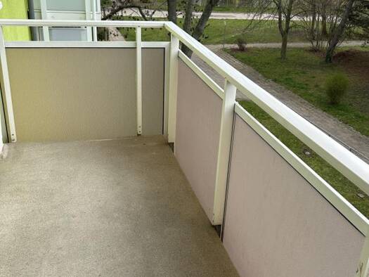 Wohnung zur Miete 351 € 3 Zimmer 61 m² 2. Geschoss Heinrich-Heine-Straße 18 Bad Dürrenberg 06231