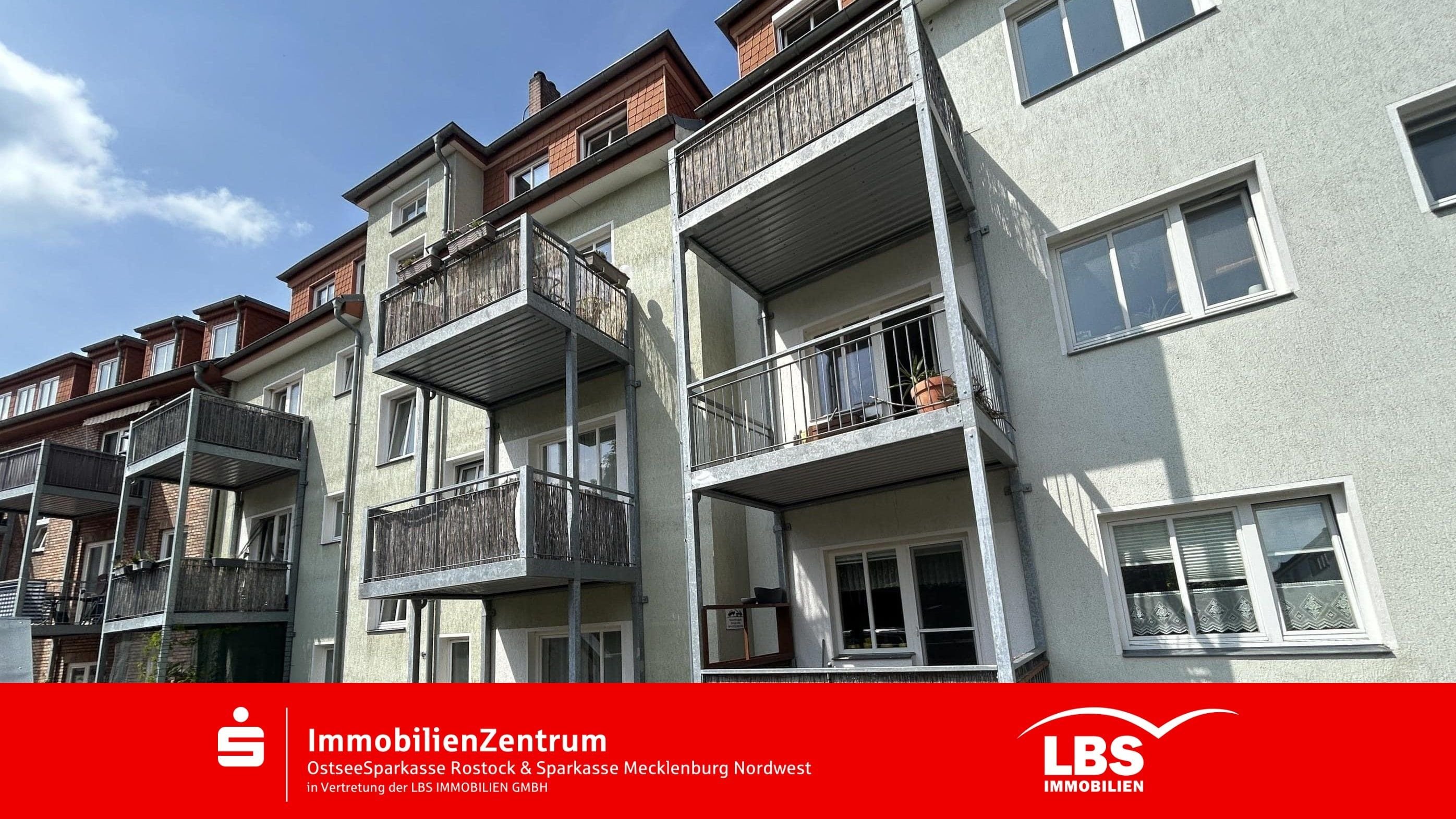 Mehrfamilienhaus zum Kauf als Kapitalanlage geeignet 930.000 € 392 m²<br/>Wohnfläche 204 m²<br/>Grundstück Stadtmitte Rostock 18055