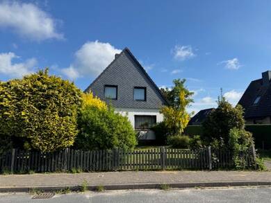 Haus zum Kauf 365.000 € 6 Zimmer 120 m² 669 m² Grundstück frei ab sofort Heist 25492