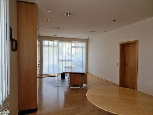 Bürofläche zur Miete 2.700 € 400 m² Bürofläche Urexweiler 66646