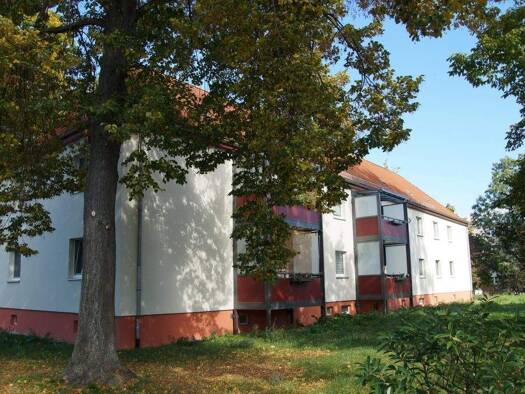 Wohnung zur Miete 517 € 3 Zimmer 73,8 m² 1. Geschoss Schillerstraße 24 Zwenkau 04442