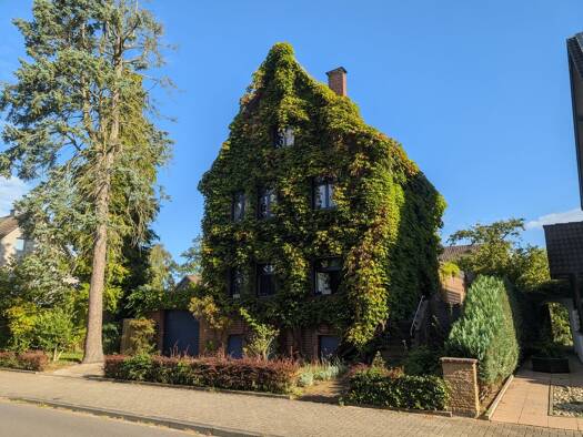 Einfamilienhaus zum Kauf 595.000 € 7 Zimmer 176 m² 622 m² Grundstück Refrath Bergisch Gladbach 51427