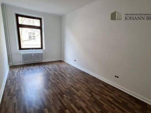 Wohnung zur Miete 819 € 4 Zimmer 101 m² 1. Geschoss Friedenstr. 48 Dellviertel Duisburg 47053