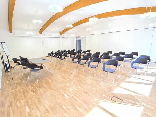 Bürofläche zur Miete provisionsfrei 8 € 121,7 m² Bürofläche Luisenstraße 12 West Kassel 34119