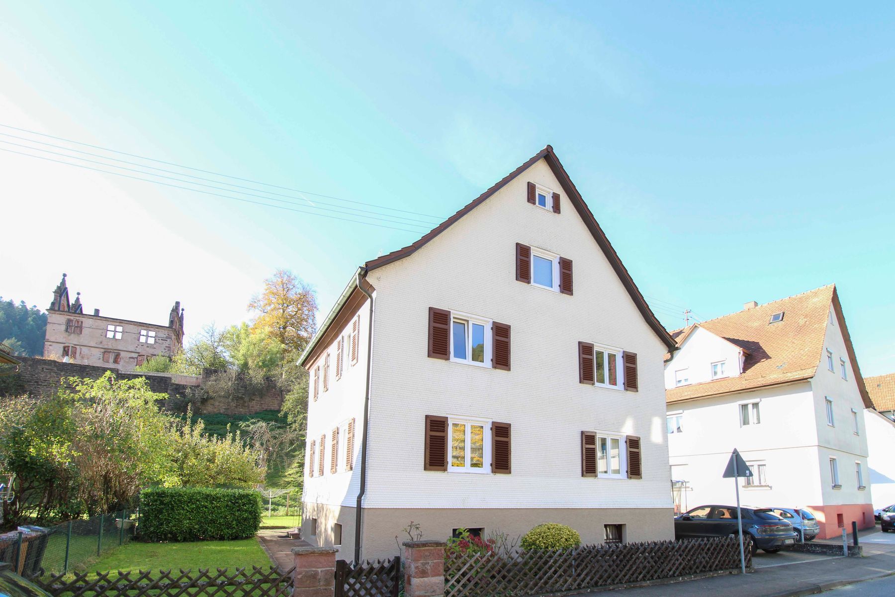 Mehrfamilienhaus zum Kauf als Kapitalanlage geeignet 515.000 € 9 Zimmer 194,3 m²<br/>Wohnfläche 452,1 m²<br/>Grundstück Hirsau Calw 75365