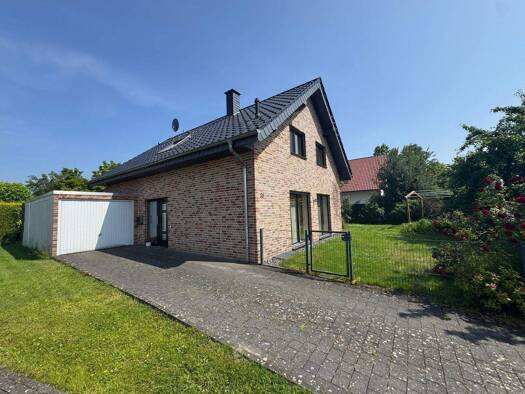Einfamilienhaus zum Kauf 599.990 € 5,5 Zimmer 150 m² 780 m² Grundstück Dedinghausen Lippstadt 59558