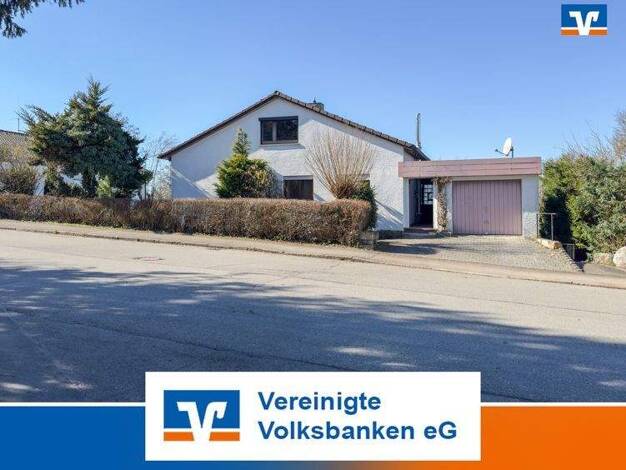 Einfamilienhaus zum Kauf 870.000 € 7 Zimmer 198,5 m² 1.020 m² Grundstück frei ab sofort Böblingen 71032