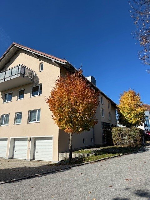 Wohnung zum Kauf 179.000 € 2 Zimmer 55,5 m²<br/>Wohnfläche 2.<br/>Geschoss Heining Passau 94036