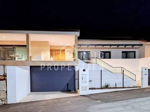 Chalet zum Kauf 990.000 € 3 Zimmer 341 m² Lugar, 40 Sanxenxo 36966