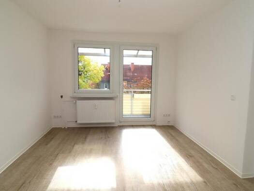 Wohnung zur Miete 306 € 2 Zimmer 47 m² 3. Geschoss frei ab sofort Albert-Schweitzer-Straße 43 Altendorf Chemnitz 09116