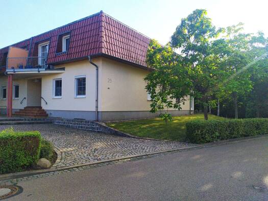 Terrassenwohnung zur Miete 660 € 2,5 Zimmer 86 m² frei ab sofort Jessen Jessen (Elster) 06917