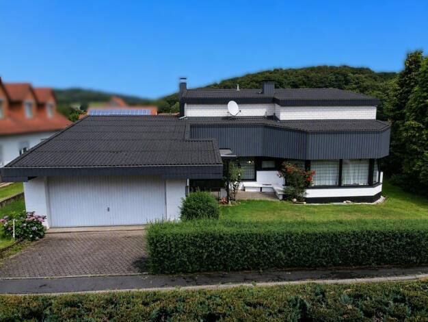 Einfamilienhaus zum Kauf 384.000 € 6 Zimmer 173 m² 979 m² Grundstück Oberrosphe Wetter 35083