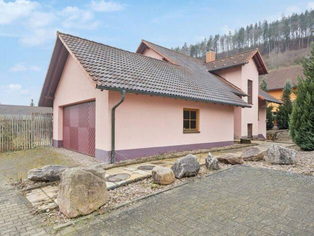 Einfamilienhaus zum Kauf 697.000 € 7 Zimmer 227 m² 895 m² Grundstück Immendingen 78194