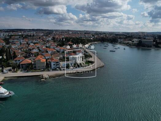 Doppelhaushälfte zum Kauf 590.000 € 6 Zimmer 188 m² 377 m² Grundstück Zadar 23000