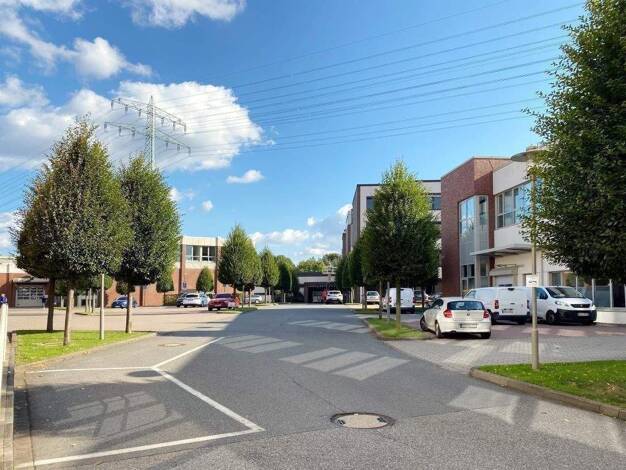 Bürofläche zur Miete 12 € 1.705 m² Bürofläche teilbar ab 240 m² Tonndorf Wandsbek 22045