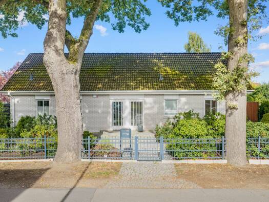 Einfamilienhaus zum Kauf 569.000 € 4 Zimmer 147 m² 783 m² Grundstück frei ab sofort Elze Wedemark 30900