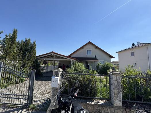 Immobilie in Leobendorf - Einfamilienhaus zum Kauf - Leobendorf - 790.000 € - 5 Zimmer, 221,7 m², 2.553 m² Grundstück - Bild 0
