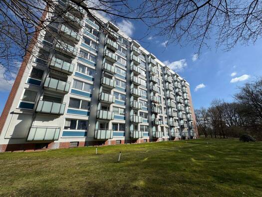 Wohnung zum Kauf 325.000 € 2,5 Zimmer 75,8 m² Geschoss EG/7 frei ab sofort Jevenstedter Straße 55 Lurup Hamburg 22547