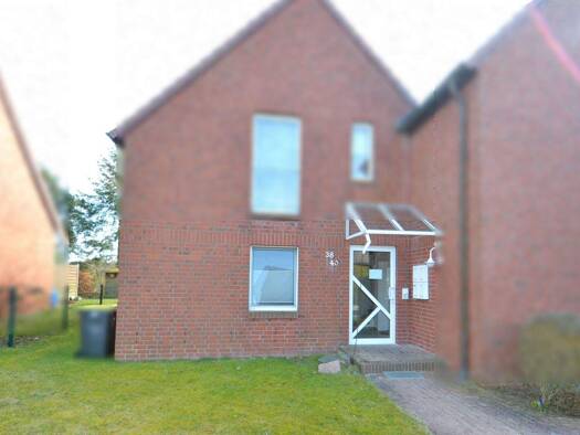 Wohnung zum Kauf 99.000 € 2 Zimmer 65 m² 1. Geschoss frei ab 01.05.2026 Sukow 19079