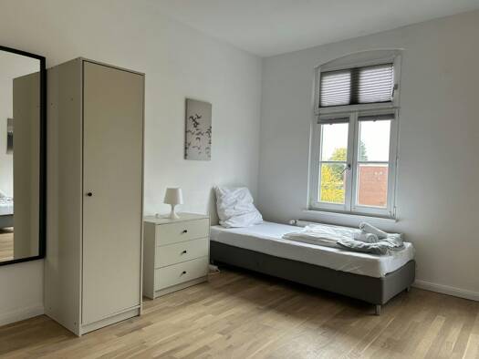 Wohnung zur Miete 1.500 € 2 Zimmer 71 m² Geschoss 2/3 frei ab sofort Dahlmannstraße 61 Altstadt Wismar 23966