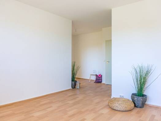Wohnung zur Miete 244 € 3 Zimmer 54,2 m² 3. Geschoss Paul-Bertz-Straße 76 Helbersdorf Chemnitz 09120