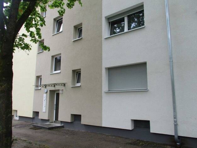 Wohnung zur Miete 554 € 2 Zimmer 46,1 m² 2. Geschoss frei ab 15.10.2026 Untere Auenstraße 10 Schönbrunn Landshut 84036