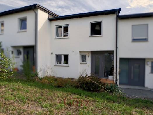 Reihenmittelhaus zum Kauf 395.000 € 4,5 Zimmer 109 m² 193 m² Grundstück Salach Salach 73084