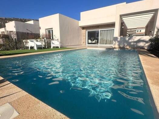 Villa zum Kauf 770.000 € 4 Zimmer 318 m² 400 m² Grundstück Daya vieja 7 Madrid 03169