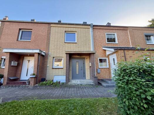 Reihenmittelhaus zum Kauf provisionsfrei 199.000 € 3 Zimmer 62 m² 102 m² Grundstück frei ab sofort Kücknitz Kücknitz 23569