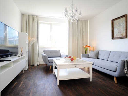 Wohnung zur Miete 1.399 € 2 Zimmer 54 m² 1. Geschoss Sonnemannstrasse 79-81 Ostend Frankfurt am Main 60314