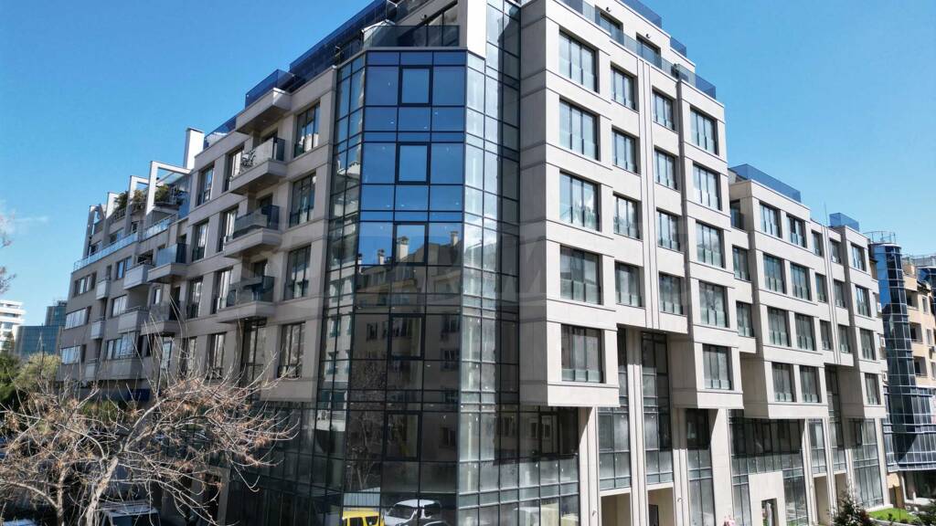 Laden zum Kauf 300.930 € Sofia