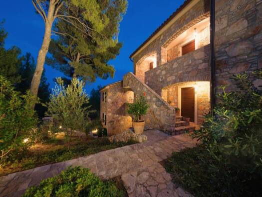 Haus zum Kauf 3.600.000 € 10 Zimmer 594 m² Hvar