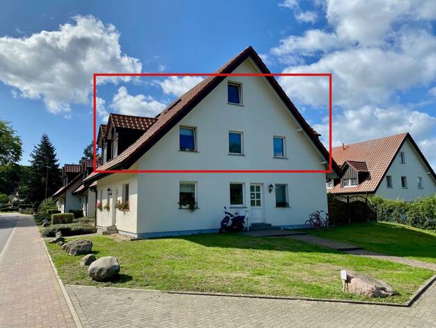 Studio zur Miete 330 € 1 Zimmer 33 m² 2. Geschoss Kirchstraße 5 Benz Benz 17429