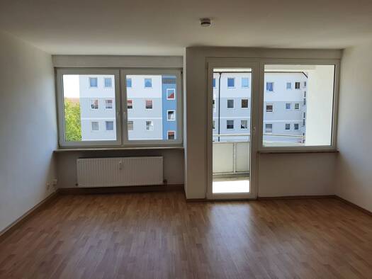 Wohnung zur Miete 352 € 1,5 Zimmer 38 m² Geschoss 1/2 frei ab 15.09.2026 Amberg Amberg 92224