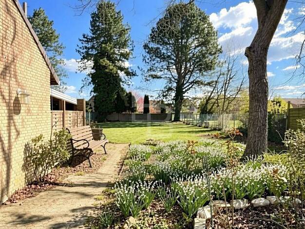 Einfamilienhaus zum Kauf 410.000 € 4,5 Zimmer 98 m² 933 m² Grundstück Berrenrath Hürth 50354